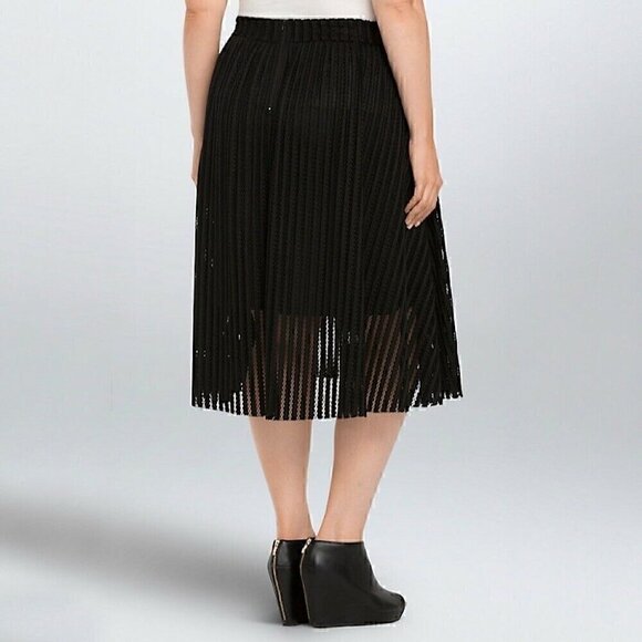 Torrid Skirt Size 12 Women's Mesh Stripe A-Line Midi Skirt Black Stretchy Waist - Picture 2 of 8
